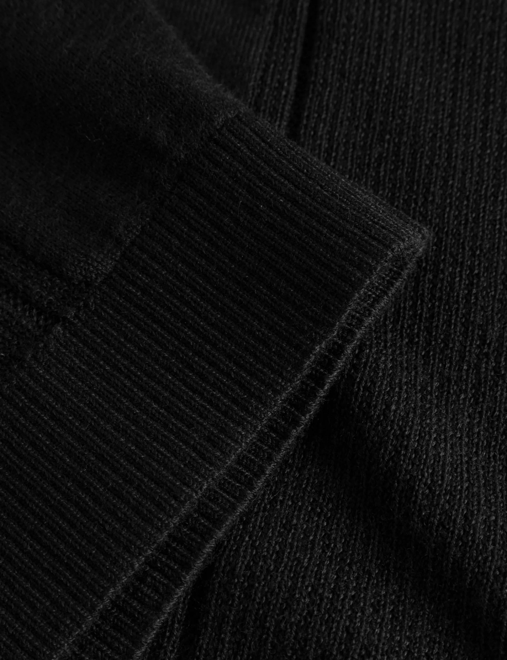 Men Forét Knitwear-Astern Longsleeve Knit-Black