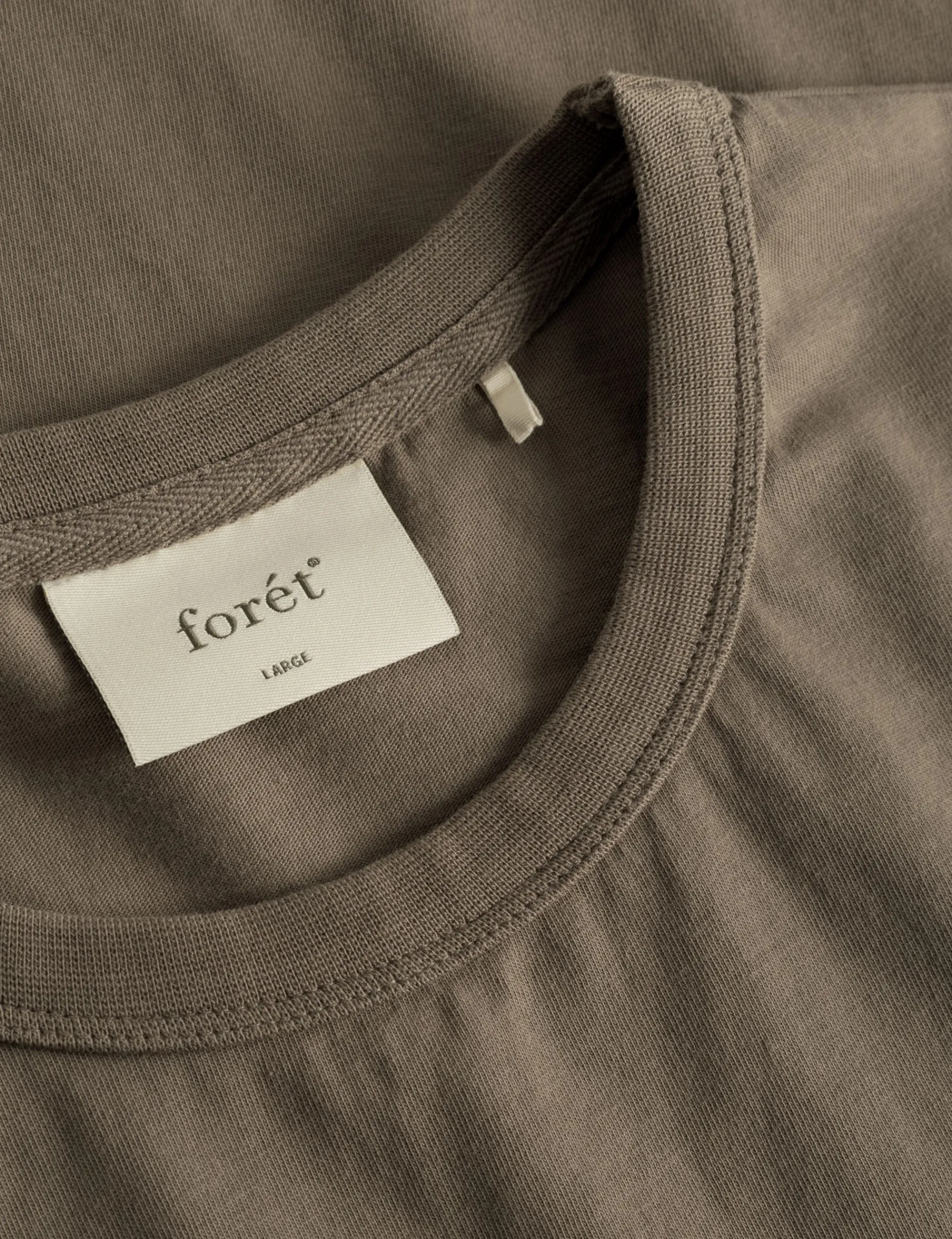 Men Forét T-Shirts-Bass T-Shirt-Stone