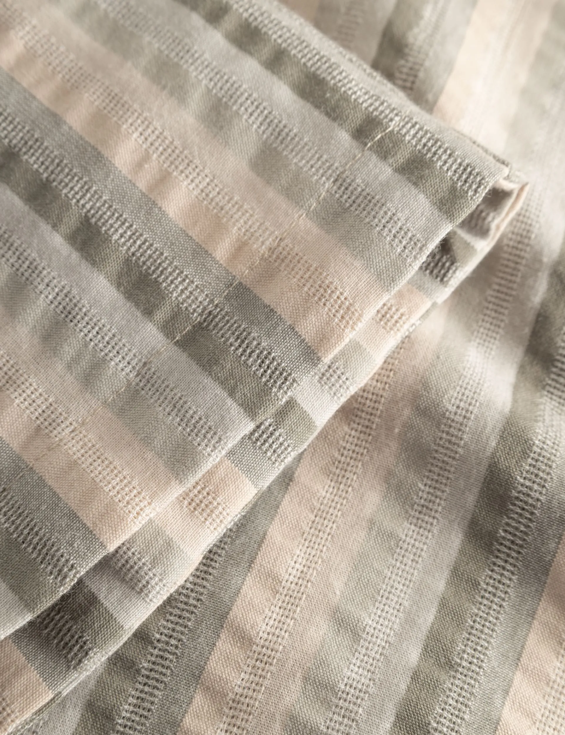 Men Forét Shirts-Otter Seerssucker Ss Shirt-Grey Stripe