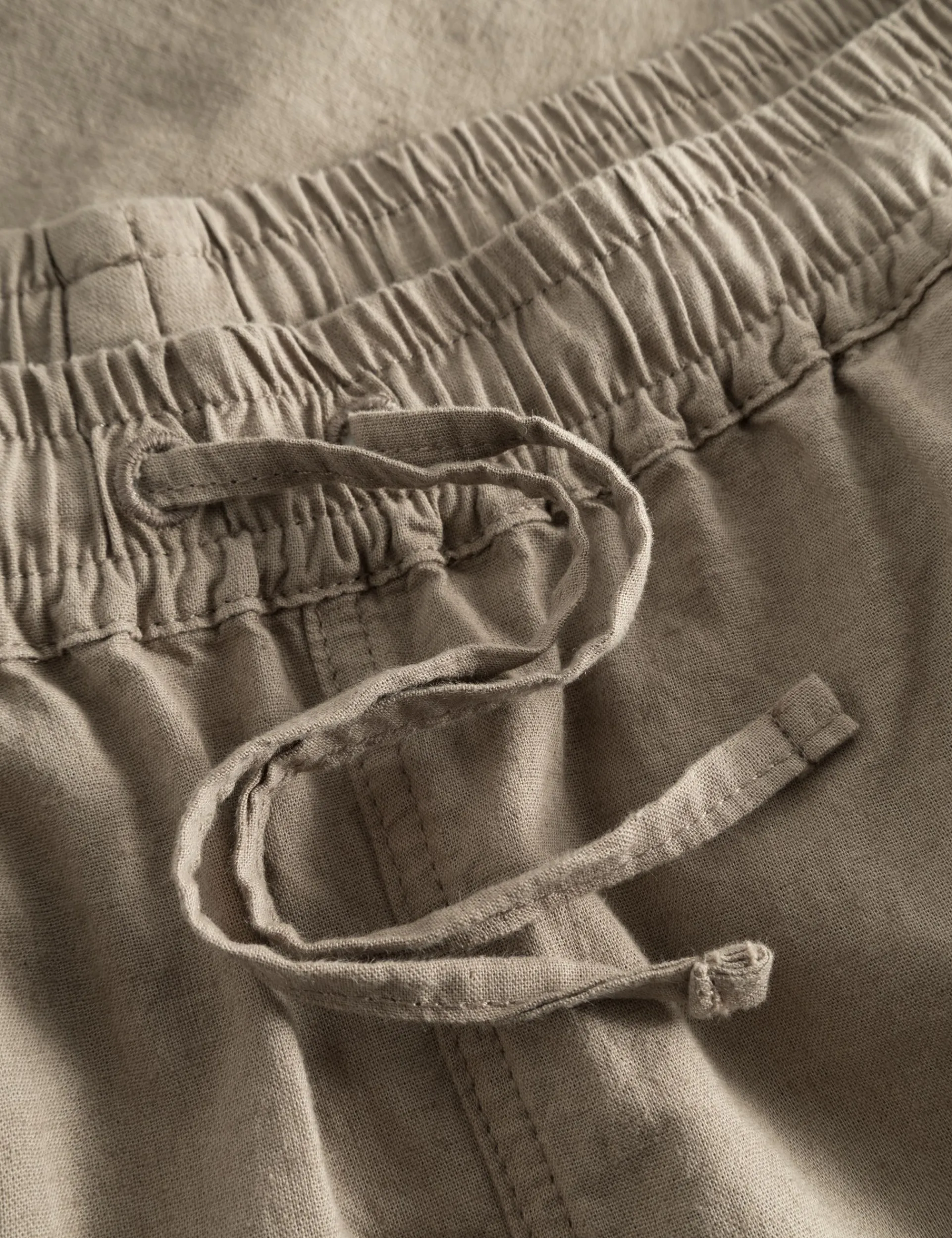Men Forét Shorts-Serene Linen Shorts-Taupe